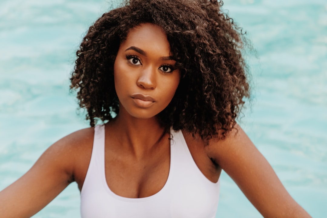photo-1585890483046-9461ebc1dace Hair Loss in African-Americans